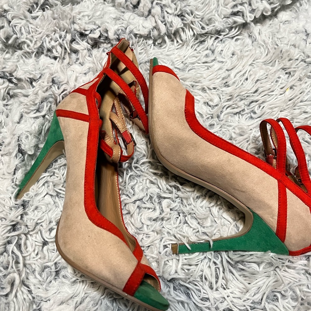 Hot Tomato High Heels, Ankle Straps, Stiletto, Peep Toe &  Zips Back